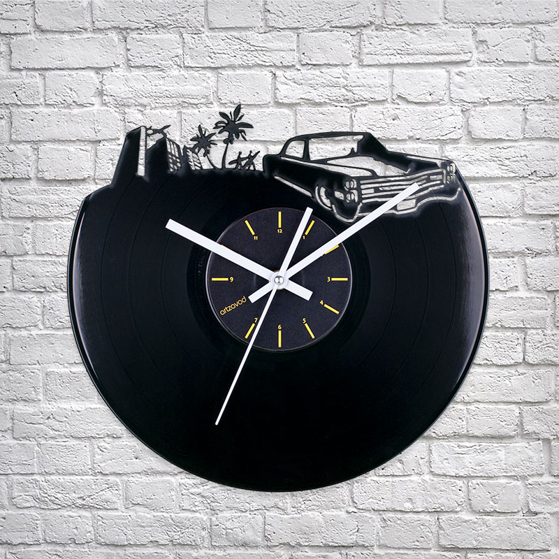 Часы с виниловой пластинки